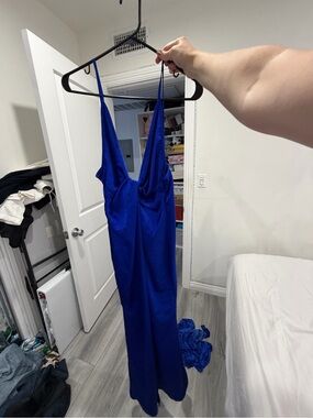 forever 21 blue satin dress Forever 21 blue silk dress #forever21 #silk #satin